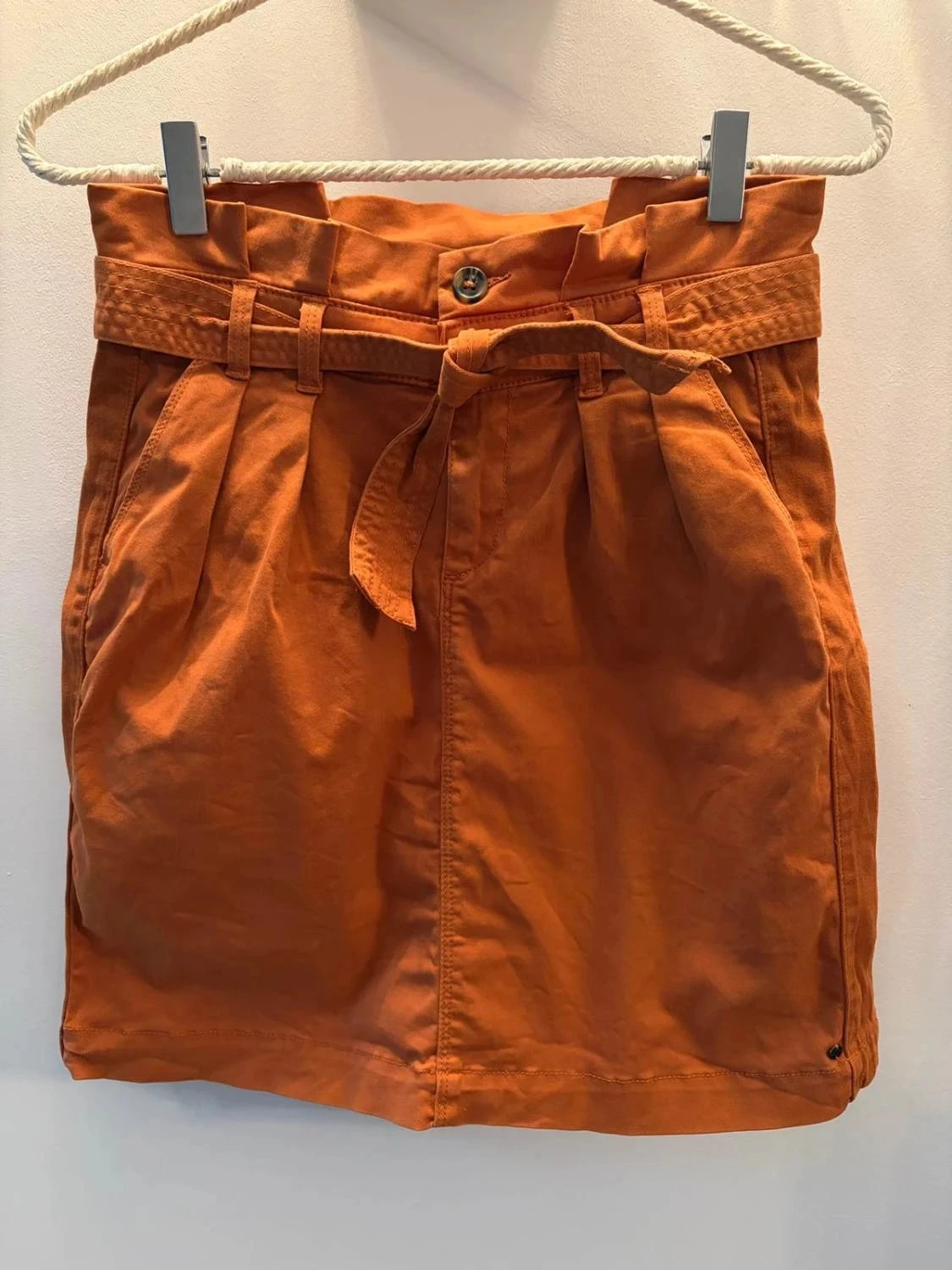 Jupe taille haute Bonobo taille 36 terracotta ceinture